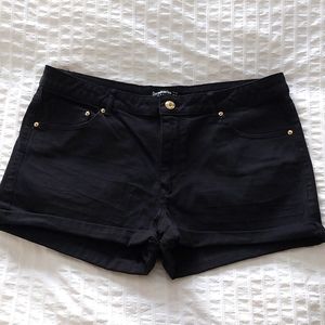 Stradivarius Jean Shorts NWOT Size 10/42